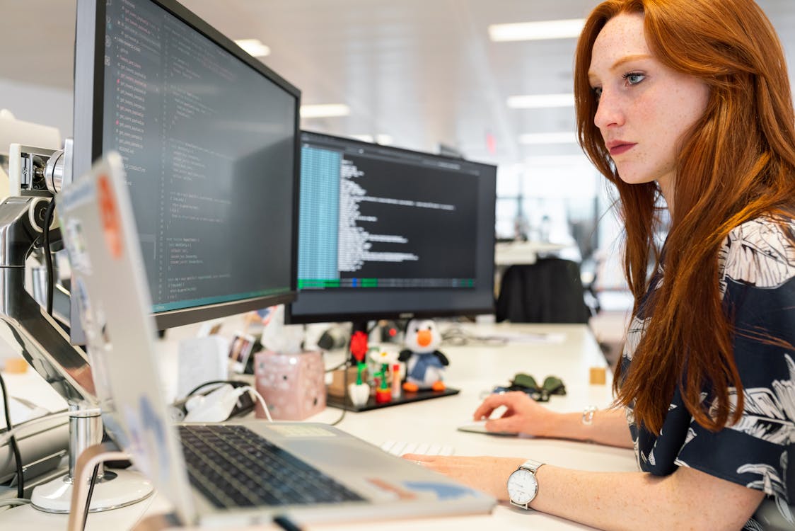 Expert Python instructor